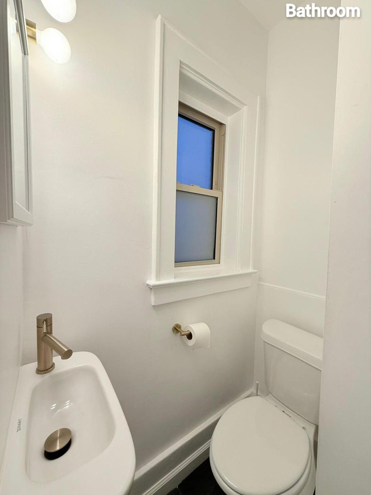 Modernstudioqueenbedworkspacehighspeedwifi Rochester Exterior foto